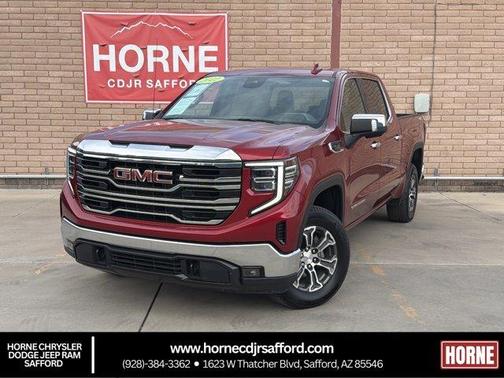 Cayenne Red Tintcoat 2022 GMC Sierra 1500 SLT