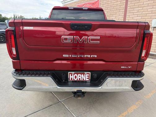 Cayenne Red Tintcoat 2022 GMC Sierra 1500 SLT