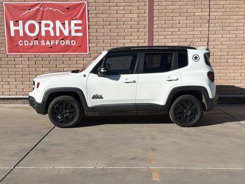 2017 Jeep Renegade Trailhawk
