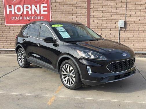 2022 Ford Escape Titanium