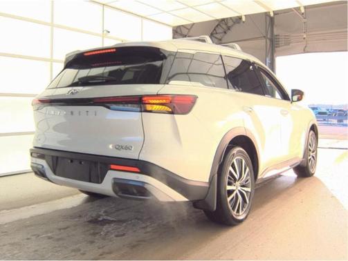 2025 INFINITI QX60 SENSORY