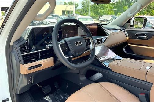 2025 INFINITI QX80 SENSORY