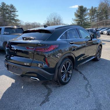 2022 INFINITI QX55 LUXE