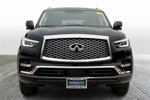 2022 INFINITI QX80 Luxe