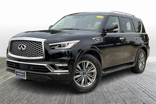 2022 INFINITI QX80 Luxe