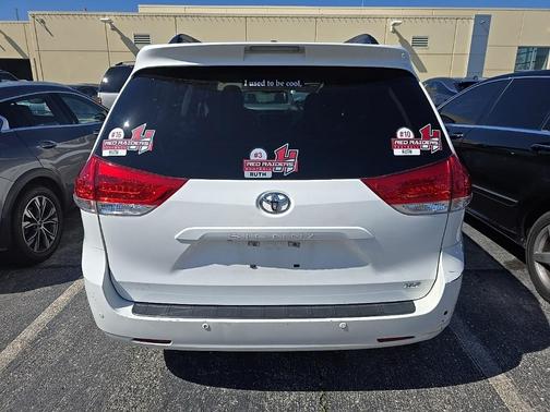 2013 Toyota Sienna 