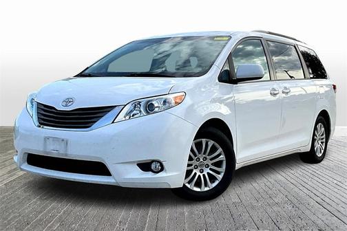 2013 Toyota Sienna XLE
