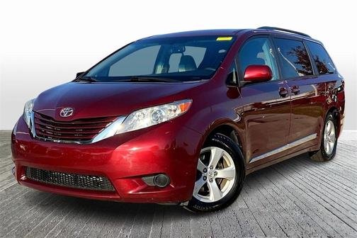 2017 Toyota Sienna LE