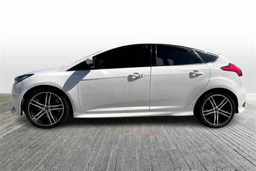 2018 Ford Focus ST