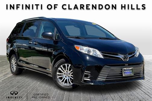 2020 Toyota Sienna XLE