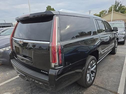 2019 Cadillac Escalade ESV Premium Luxury