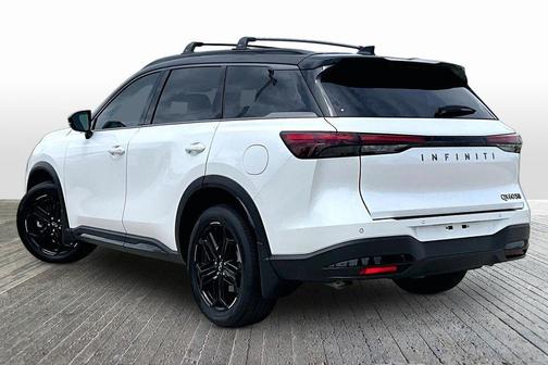 Rad Wht 2026 INFINITI QX60 SPORT