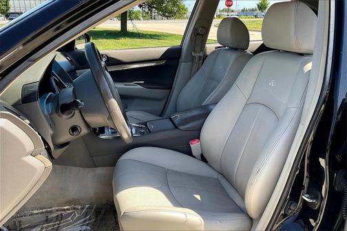 2013 INFINITI G37 Journey