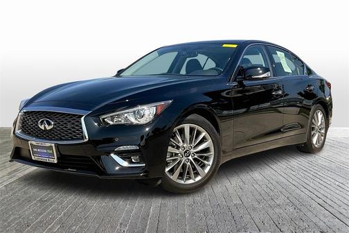 2022 INFINITI Q50 LUXE