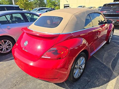 2013 Volkswagen Beetle 2.0L TDI