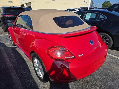 2013 Volkswagen Beetle 2.0L TDI