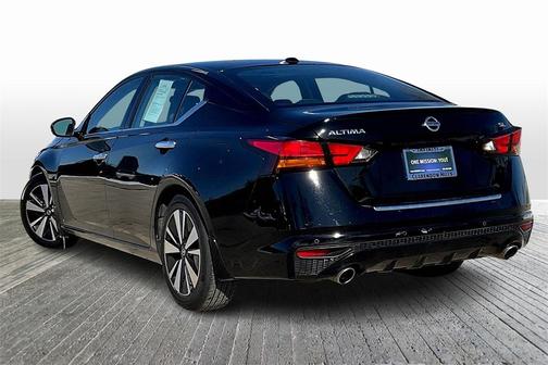 2022 Nissan Altima 2.5 SL