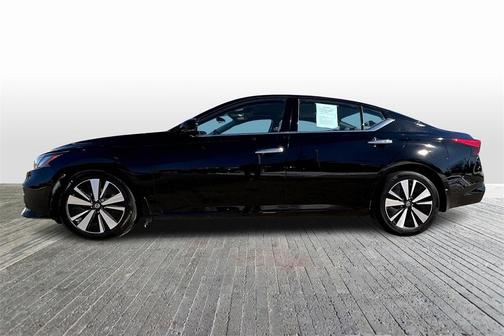2022 Nissan Altima 2.5 SL