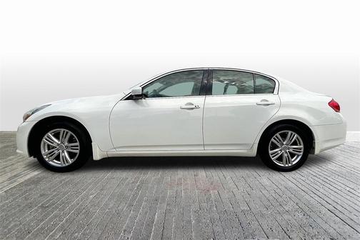 2013 INFINITI G37x