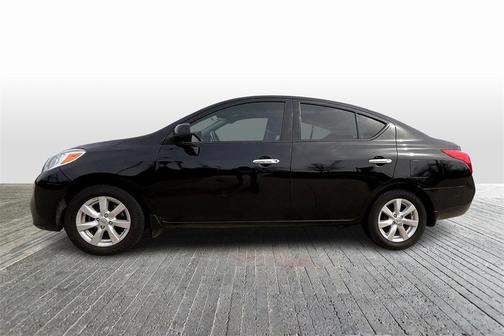2014 Nissan Versa 1.6 SV