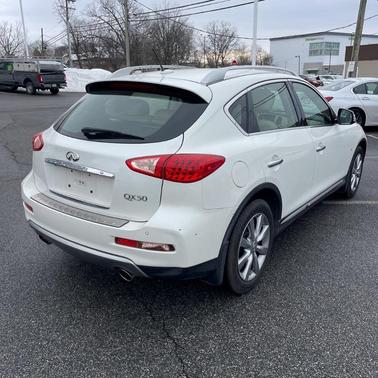 2017 INFINITI QX50 