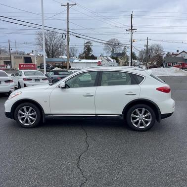 2017 INFINITI QX50 