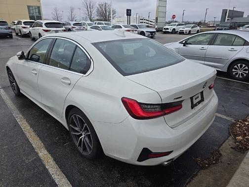 2019 BMW 330 i xDrive