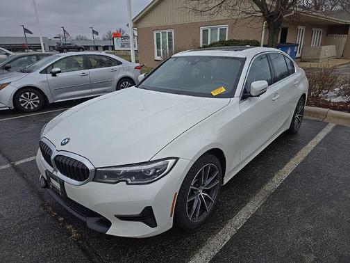 2019 BMW 330 i xDrive