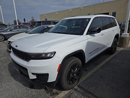 2024 Jeep Grand Cherokee L Laredo