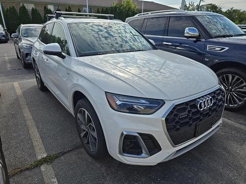 2023 Audi Q5 45 S line quattro Premium