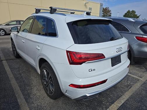 2023 Audi Q5 45 S line quattro Premium