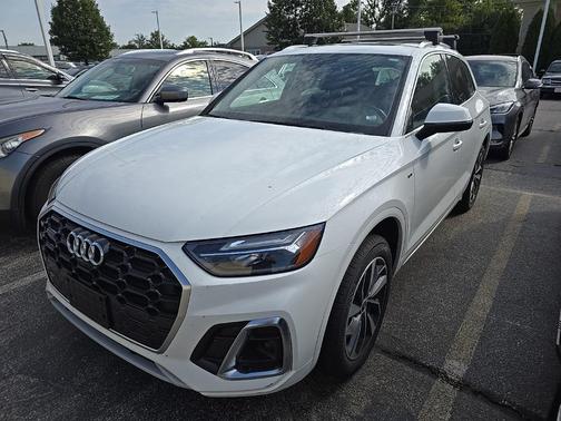 2023 Audi Q5 45 S line quattro Premium
