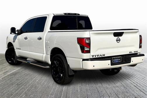 2021 Nissan Titan SL