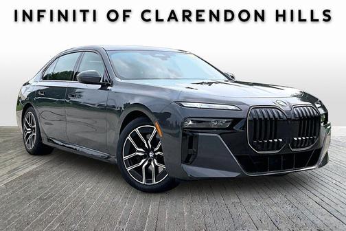 Dravit Gray Metallic 2024 BMW 740 i xDrive