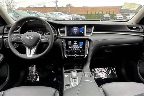 2025 INFINITI QX50 Luxe