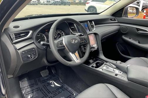 2025 INFINITI QX50 Luxe
