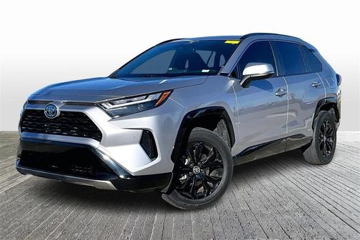 2022 Toyota RAV4 Hybrid SE