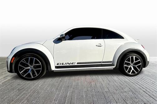 2016 Volkswagen Beetle 1.8T Dune