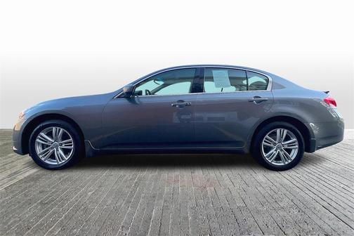 2011 INFINITI G25x 