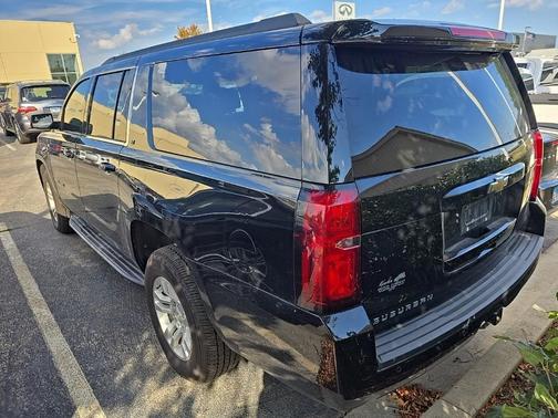 2019 Chevrolet Suburban LT