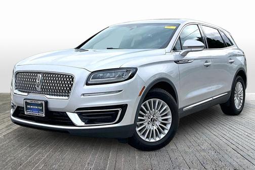 Ingot Silver 2019 Lincoln Nautilus Standard