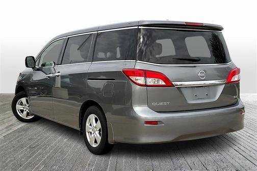 2015 Nissan Quest SV