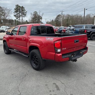 2022 Toyota Tacoma SR