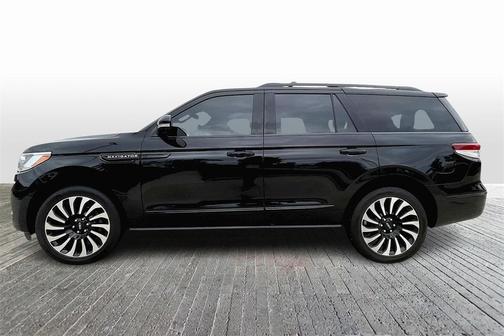 2023 Lincoln Navigator Black Label