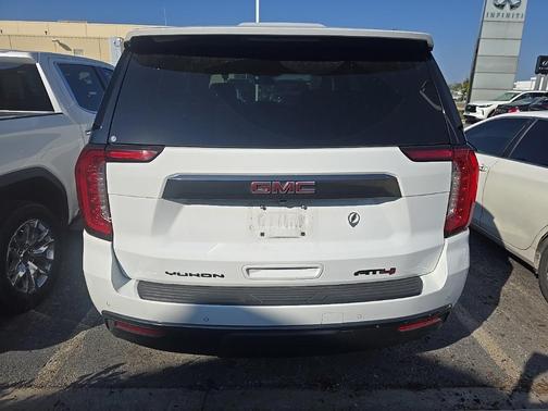 2023 GMC Yukon AT4