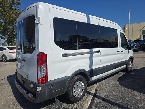 2017 Ford Transit-350 XL