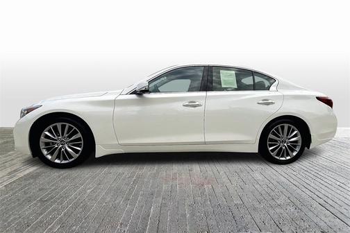 2024 INFINITI Q50 LUXE