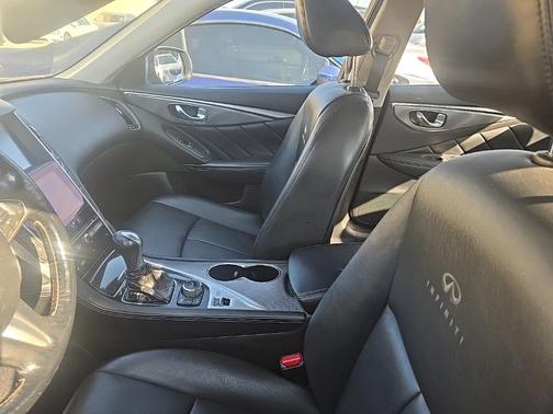 2014 INFINITI Q50 Premium