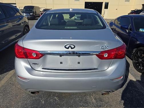 2014 INFINITI Q50 Premium
