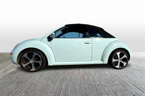 2006 Volkswagen New Beetle 2.5